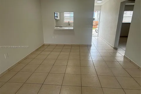 6850 W 16th Dr # 119, Hialeah FL 33014