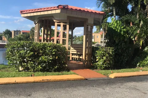 5112 79 # 201, Doral FL 33166