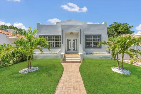 2357 SW 11th Ter, Miami FL 33135