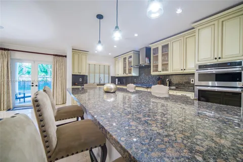 3514 Crystal Ct, Miami FL 33133