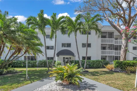 200 Galen Dr # 308, Key Biscayne FL 33149
