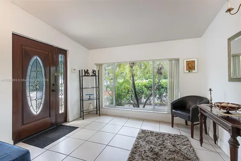 13590 SW 73rd Ct, Pinecrest FL 33156