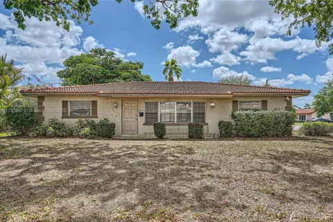 4109 NW 79th Ave, Coral Springs FL 33065