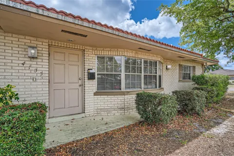 4109 NW 79th Ave, Coral Springs FL 33065