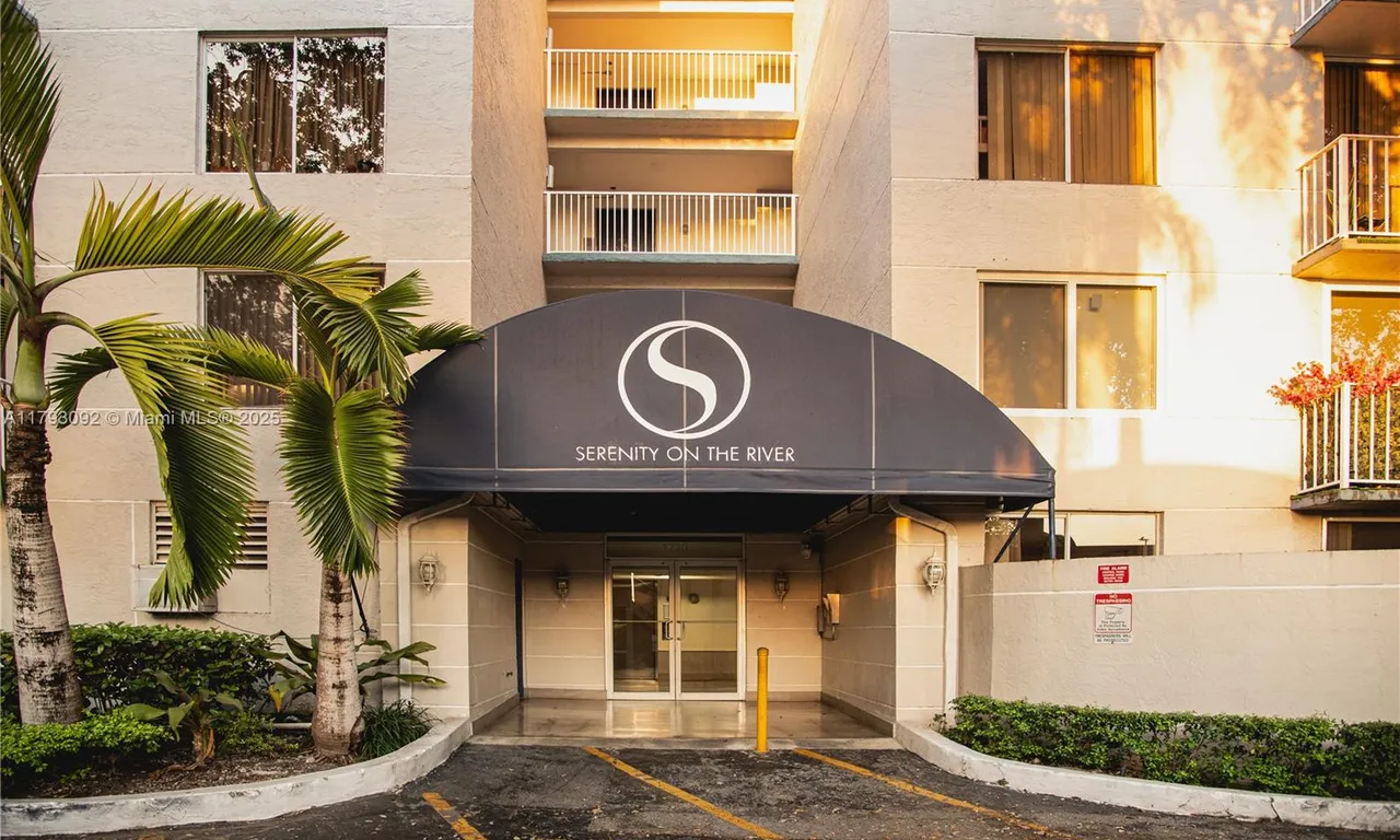 1720 NW N River Dr # 607, Miami FL 33125
