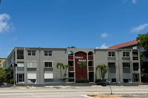 2301 NE 14th St Cswy # 201E, Pompano Beach FL 33062