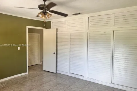 1431 S 14th Ave # 214, Hollywood FL 33020