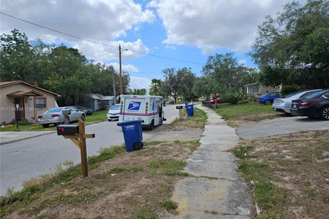 1112 Evanston ST, Sebring FL 33870