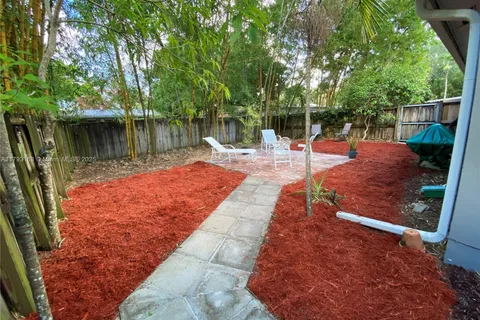 1220 SW 4th st # 1, Fort Lauderdale FL 33312