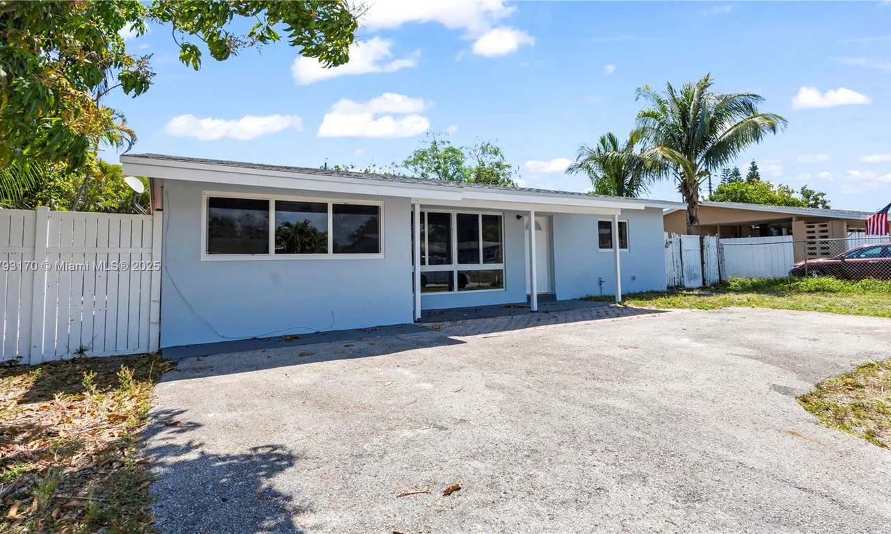2920 NE 8th Ave, Pompano Beach FL 33064