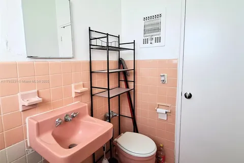 1770 Meridian Ave # 213, Miami Beach FL 33139