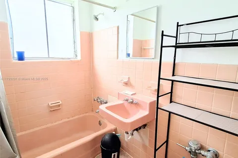 1770 Meridian Ave # 213, Miami Beach FL 33139