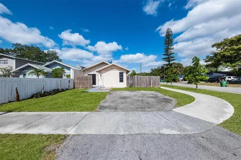 5411 SW 43rd Ter, Dania Beach FL 33314