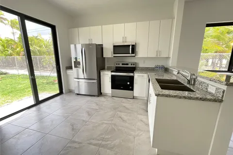 18909 SW 316th Ter, Homestead FL 33030