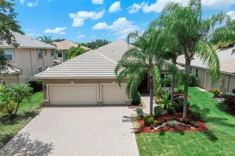 6017 NW 56th Cir, Coral Springs FL 33067