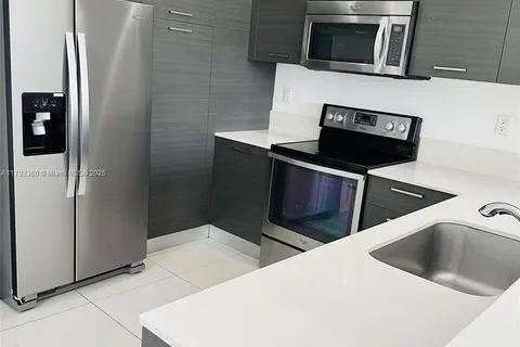 3450 NW 13th St # 3450, Lauderhill FL 33311