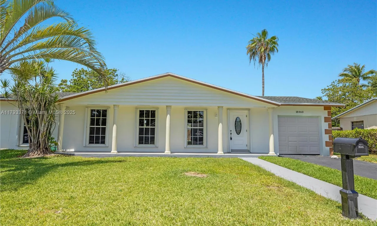 18460 SW 92nd Pl, Cutler Bay FL 33157