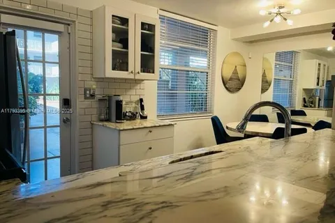 1698 Jefferson Ave # 9, Miami Beach FL 33139