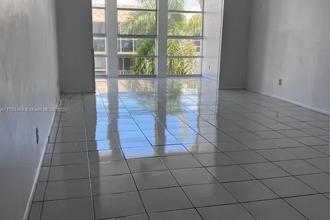 851 Three Islands Blvd # 514, Hallandale Beach FL 33009