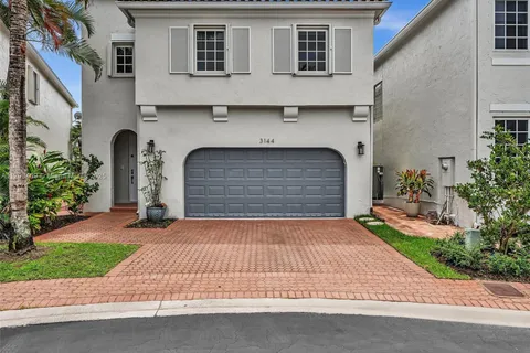 3144 NE 212th St, Aventura FL 33180