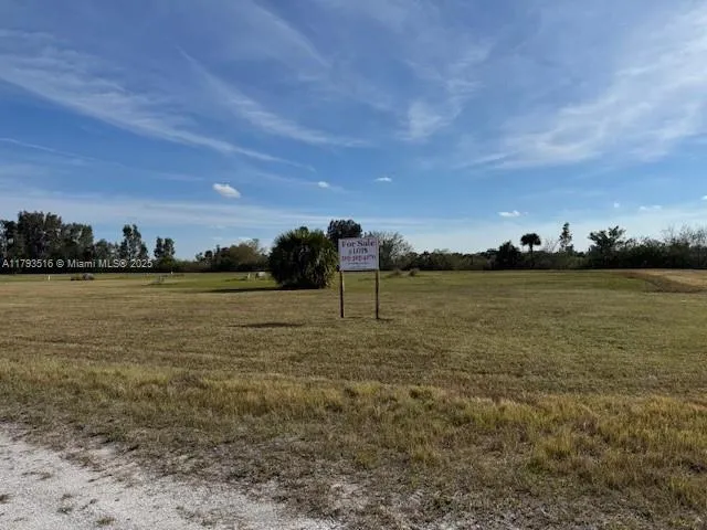 987 Watson Way, Moore Haven FL 33471