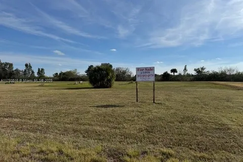 987 Watson Way, Moore Haven FL 33471