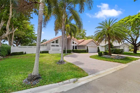 8400 NW 47th Dr, Coral Springs FL 33067