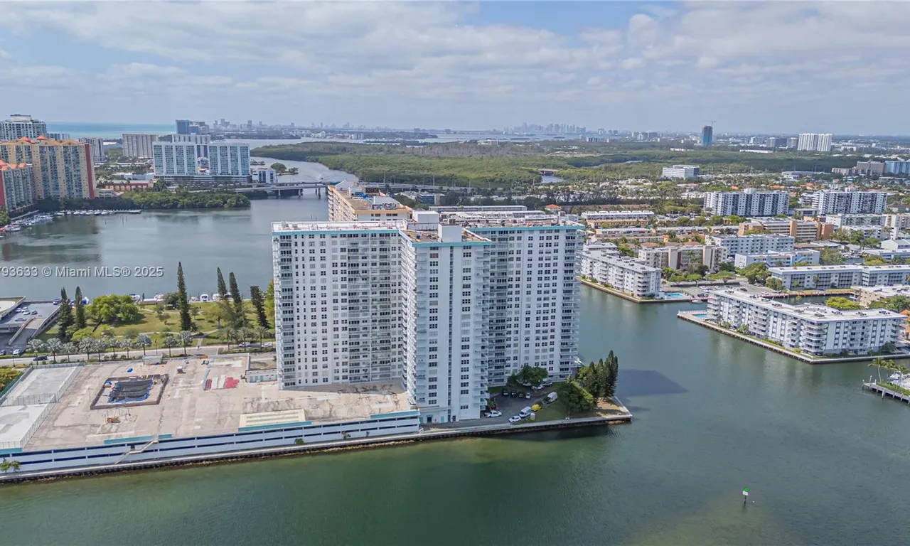 301 174th St # 401, Sunny Isles Beach FL 33160