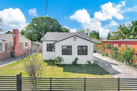 3040 NW 13th Ave # 1, Miami FL 33142