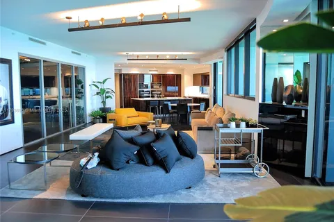 18555 Collins Avenue # 3005, Sunny Isles Beach FL 33160