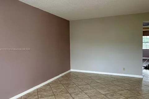 402 Fanshaw J # 402, Boca Raton FL 33434