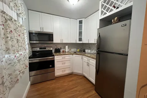 17255 SW 95th Ave # 247, Palmetto Bay FL 33157