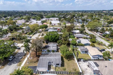 3341 SW 21st St, Fort Lauderdale FL 33312
