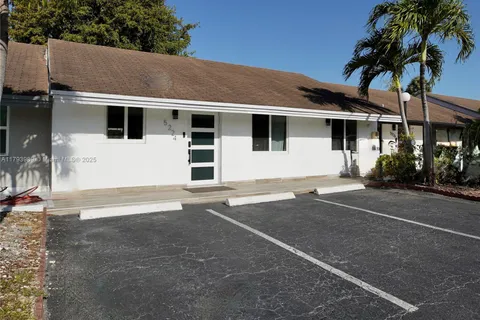 5224 W 24th Way # B, Hialeah FL 33016
