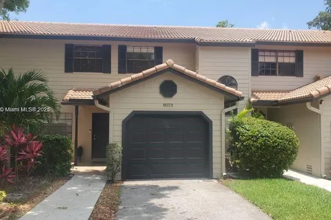 9073 Vineyard Lake Dr # 9073, Plantation FL 33324