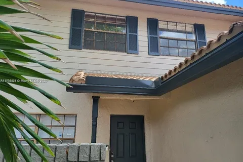 9073 Vineyard Lake Dr # 9073, Plantation FL 33324