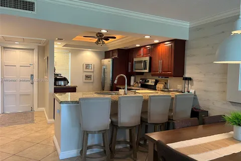2601 S Course Dr # 304, Pompano Beach FL 33069