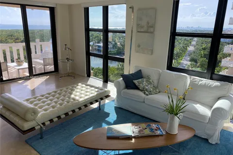 1121 Crandon Blvd # D902, Key Biscayne FL 33149