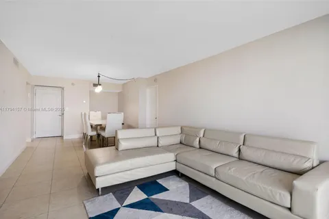 100 Bayview Dr # 1403, Sunny Isles Beach FL 33160
