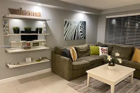 301 Golden Isles Dr # 109, Hallandale Beach FL 33009
