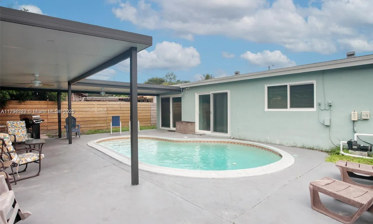 7160 Liberty St # 1, Hollywood FL 33024