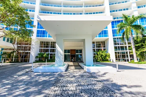 2020 N Bayshore Dr # 3703, Miami FL 33137