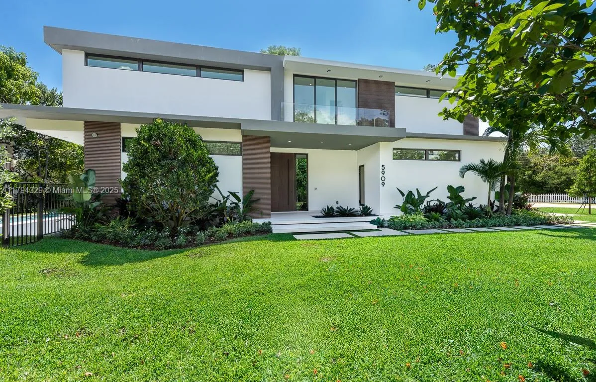5909 SW 76th St, South Miami FL 33143