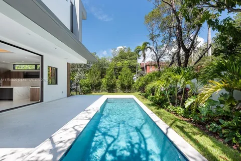 5909 SW 76th St, South Miami FL 33143