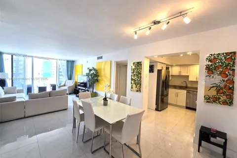 5600 Collins Ave # 7V, Miami Beach FL 33140