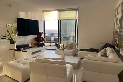 5300 Paseo Blvd # 1603, Doral FL 33166