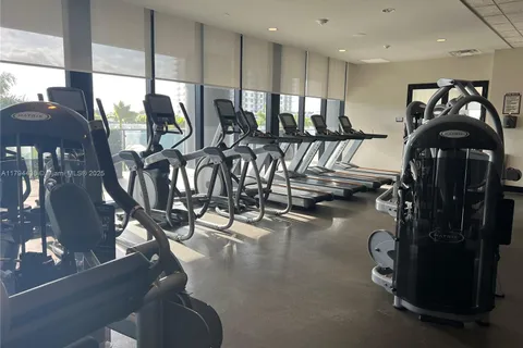 5300 Paseo Blvd # 1603, Doral FL 33166