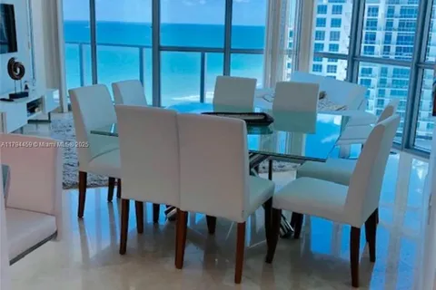 3101 S Ocean Dr # 2406, Hollywood FL 33019