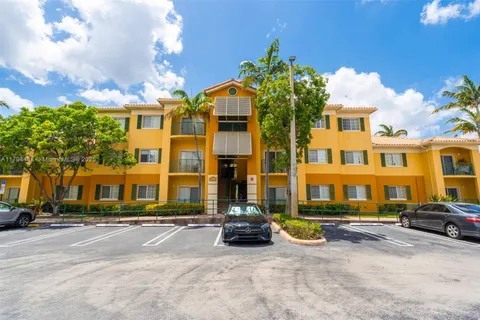 7280 NW 114th Ave # 8, Doral FL 33178