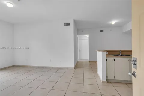 7280 NW 114th Ave # 8, Doral FL 33178